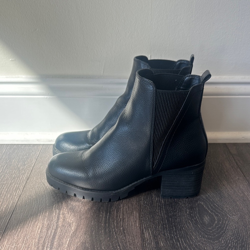 MIA Black Ankle Booties